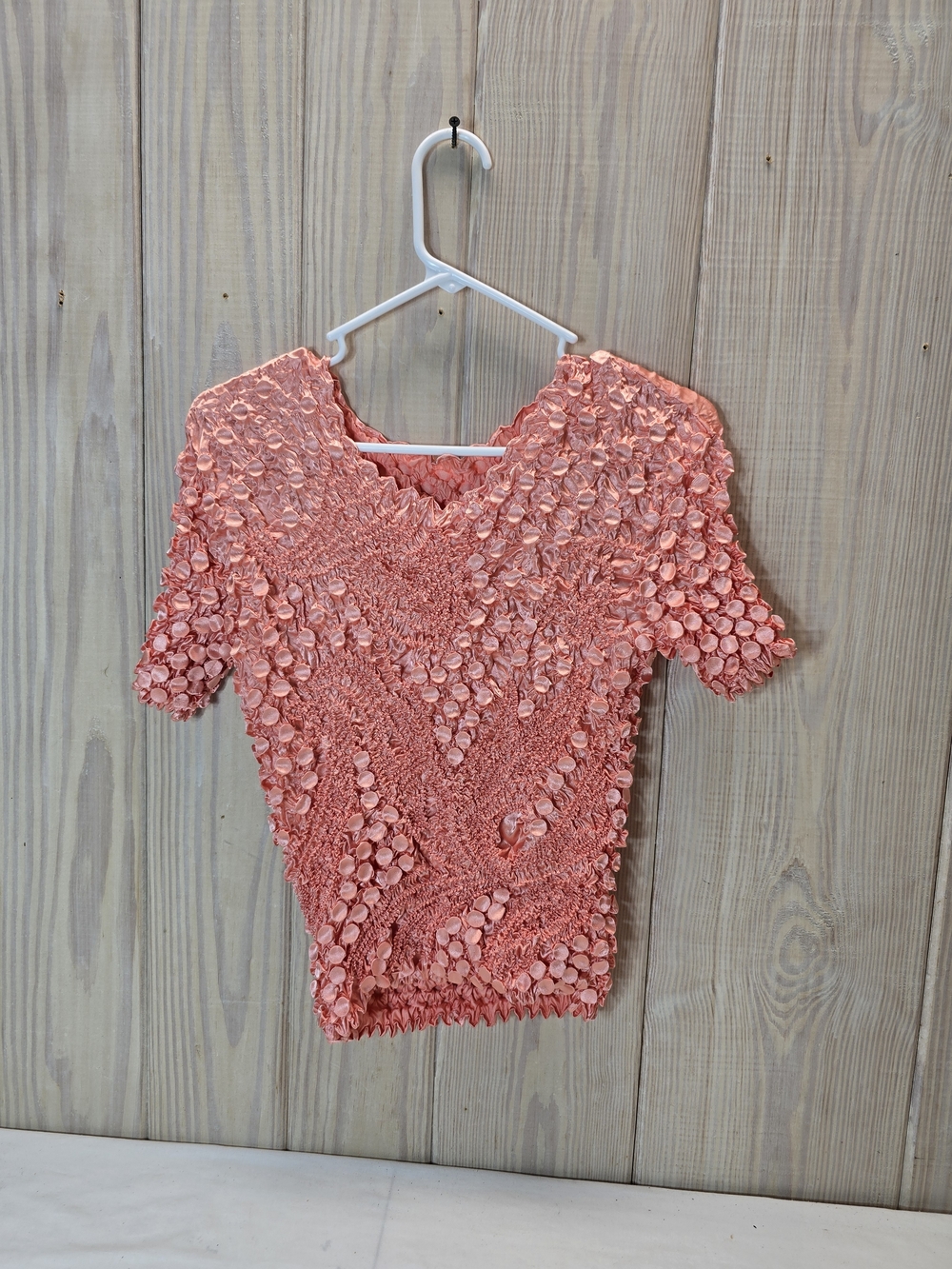 Women's Coral P3ACH Short-Sleeve Popcorn Textured Top
